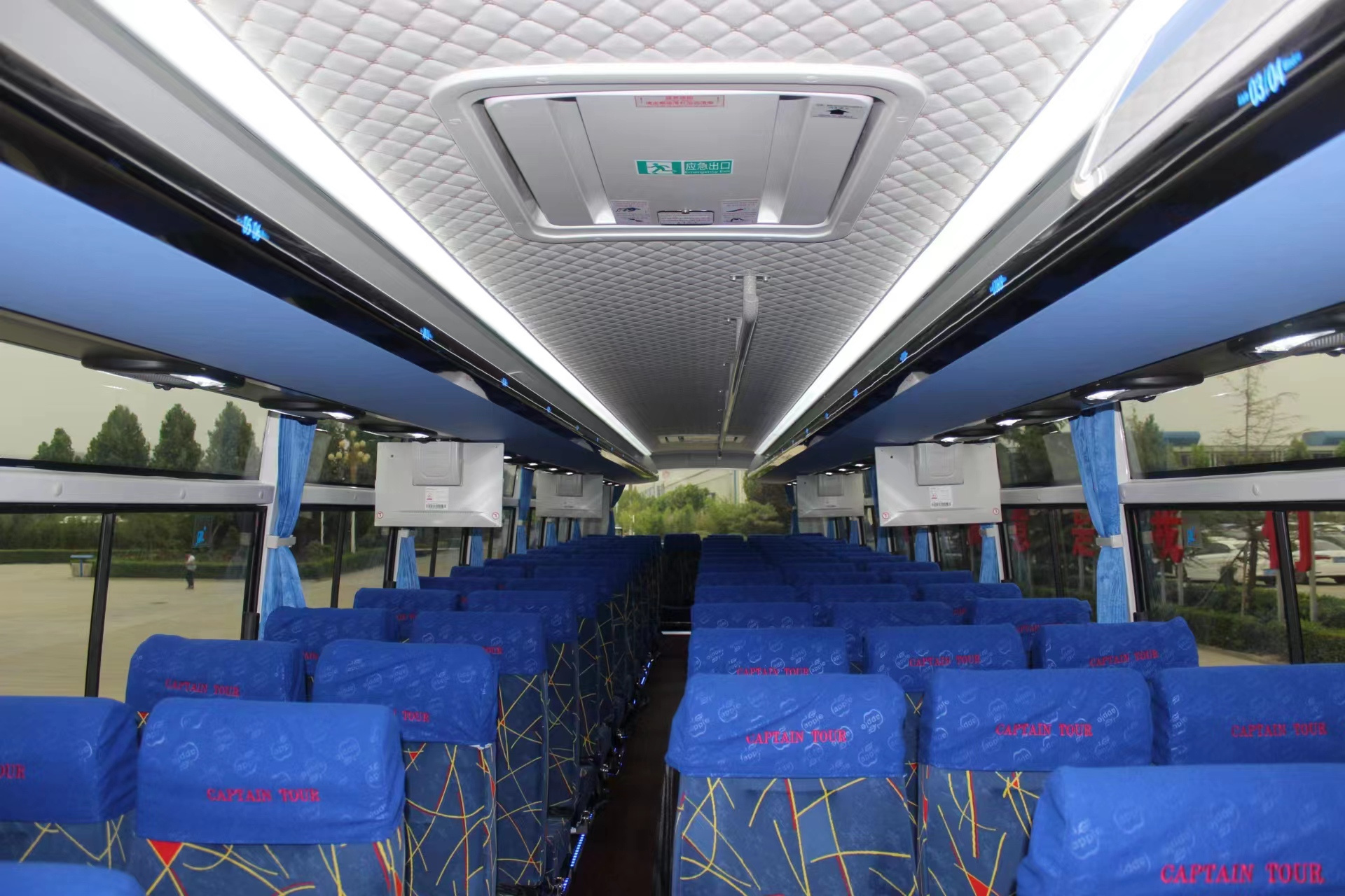 Hot Sale New double axles Coach Bus 75 Seater Bus For Sale