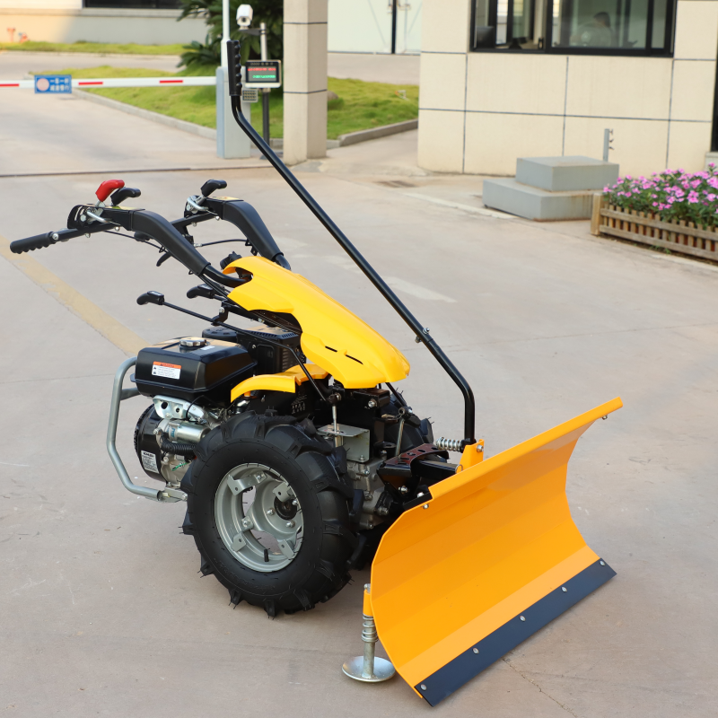 New Arrival Snow Shovel Blade Snow Plow Machine Mini Tractor With Snow Blade