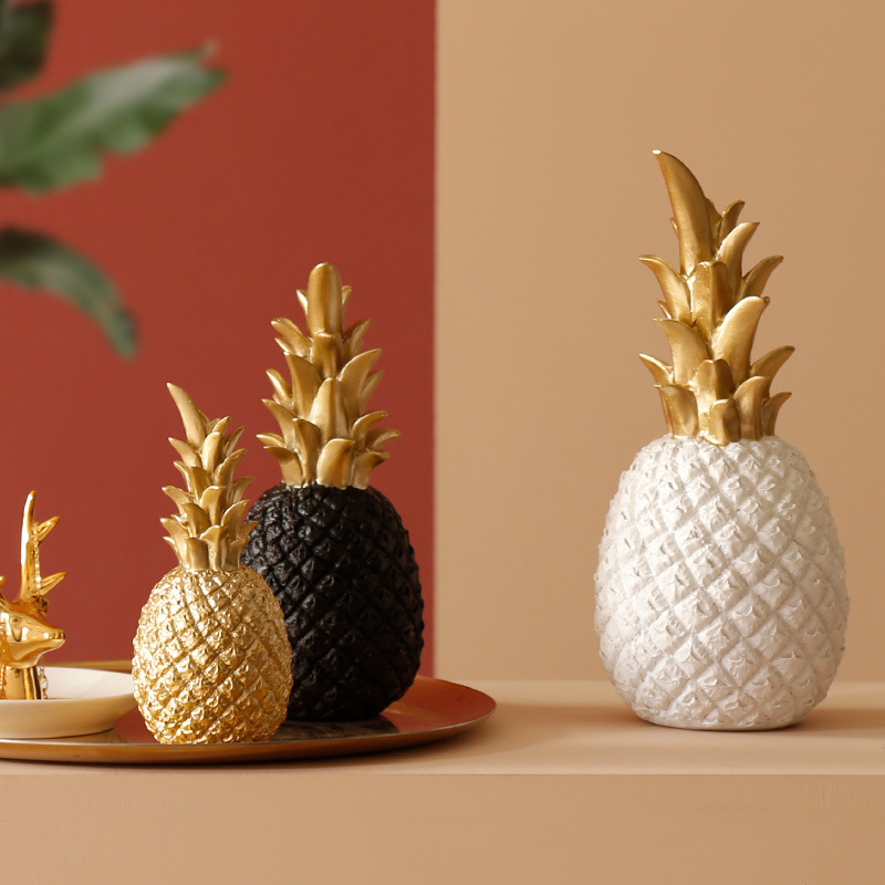 Nordic creative resin ornaments golden pineapple Christmas decorations for living room TV cabinet desktop small decoration