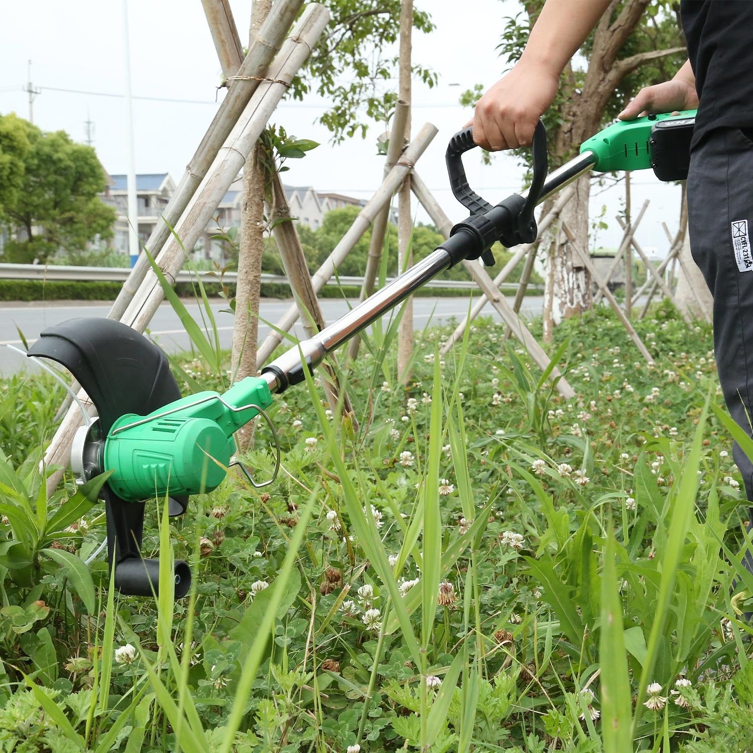 Agricultural Machinery Cordless electric weed eater grass trimmer including one 20V 2.0Ah battery