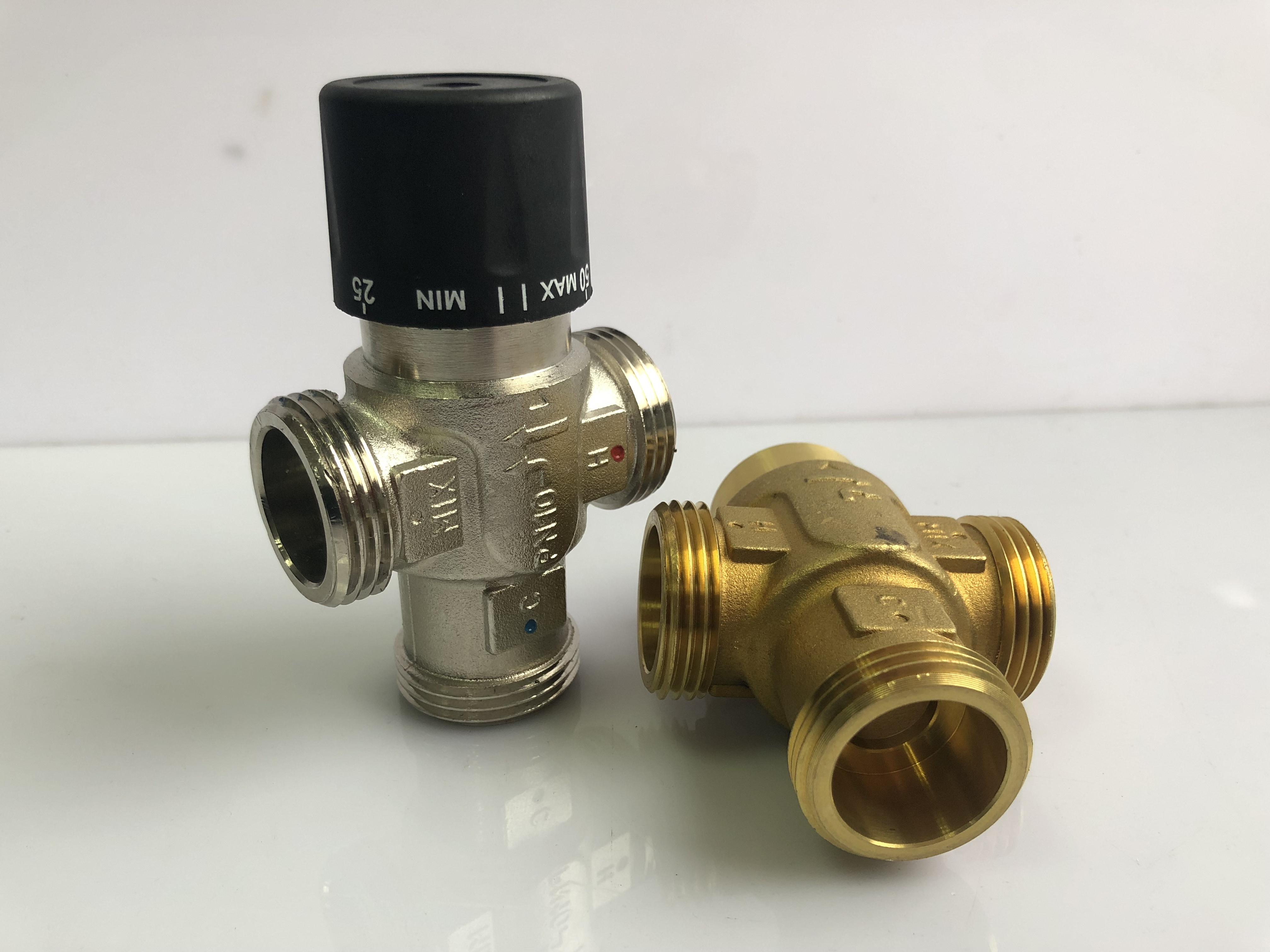 Brass Thermostatic Mixing Valve Water Temperature Pipe Basin Thermostat Control Thermostatic Mixing Valve