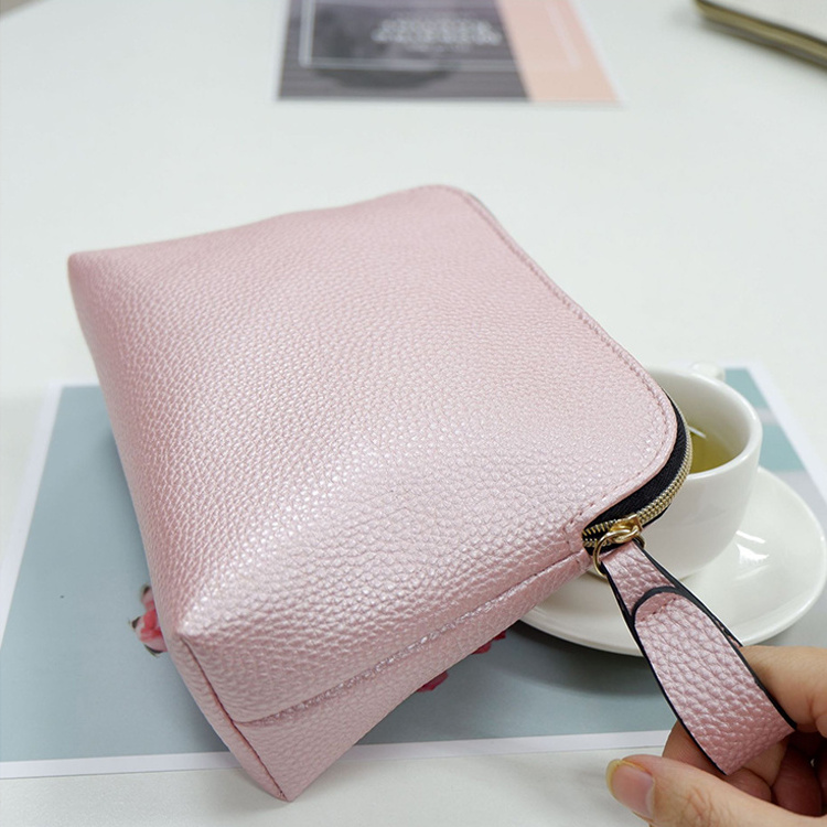 wedding bride bridesmaid zip leather pouch pu makeup amenity bag women clutch classic shell shape plain travel cosmetic bag