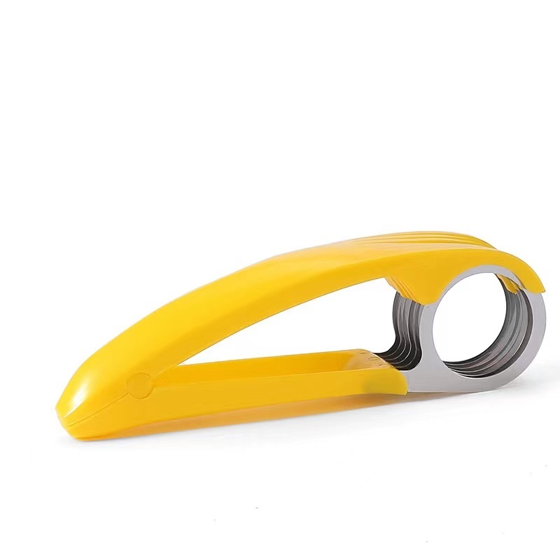 Wholesale Hot Sale Free Hands And Convenient Kitchen Gadgets Slice Artifact Fruit Banana Slicer Banana Slicing Knife