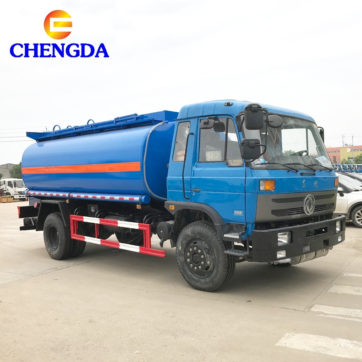 China made Small mini 4x2 10cbm Used Fuel Tanker truck for sale