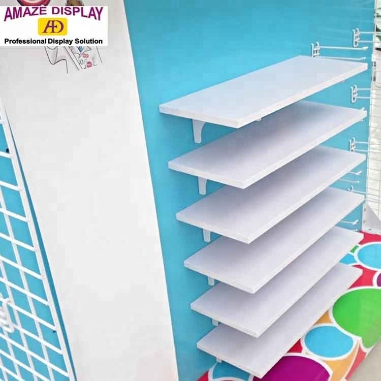 Beautifully Designed Metal Display Stand with Logo Printing for Chocolate and Candy Display Racks