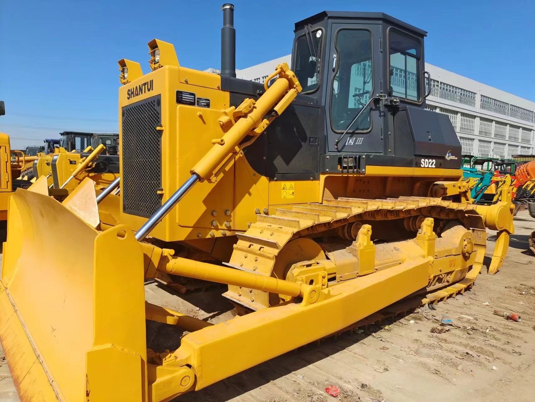 Provide foreign trade export bulldozer Used Shantui SD160 220 320 bulldozer three big parts guarantee one year