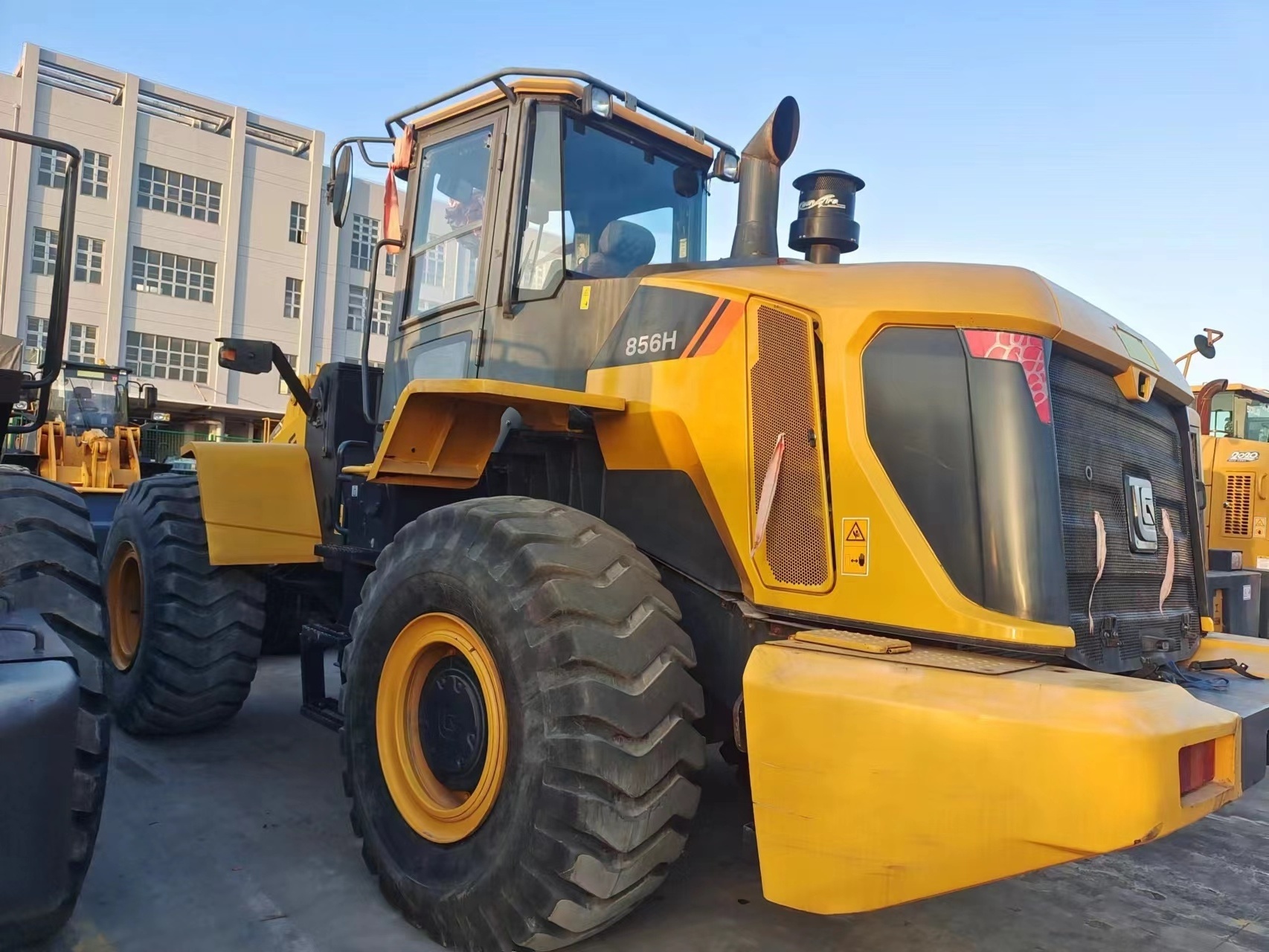 China LiuGong brand used 30 50 60 loader used front dump tire 5 ton loader used LiuGong CLG856 loader