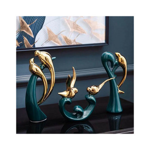 Nordic light luxury creative wine cabinet decoration ceramic love bird statue home decoration bookshelf living room decor pieces