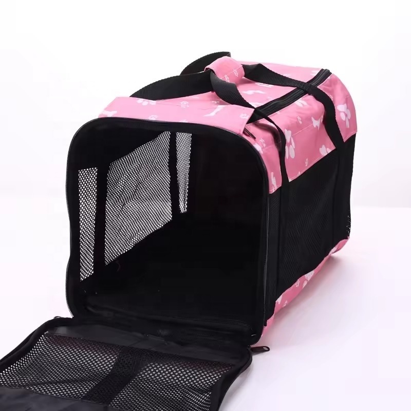 Wholesale Custom Large Capacity Foldable Travel Portable Breathable Cat Bag Dog Bag Pet Carriers Pet Cages Carriers