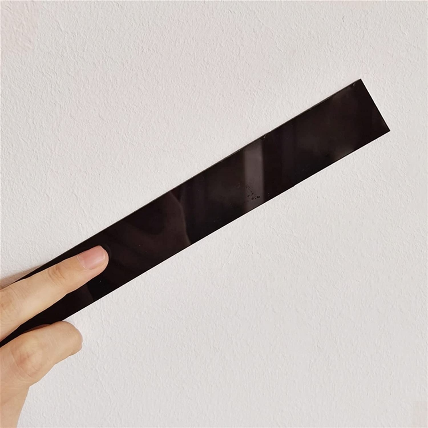 Self-adhesive Wall Molding Trim Black Metalized Mirror-Like Finish, Peel and Stick Design for Wall Frames/Waist Lines