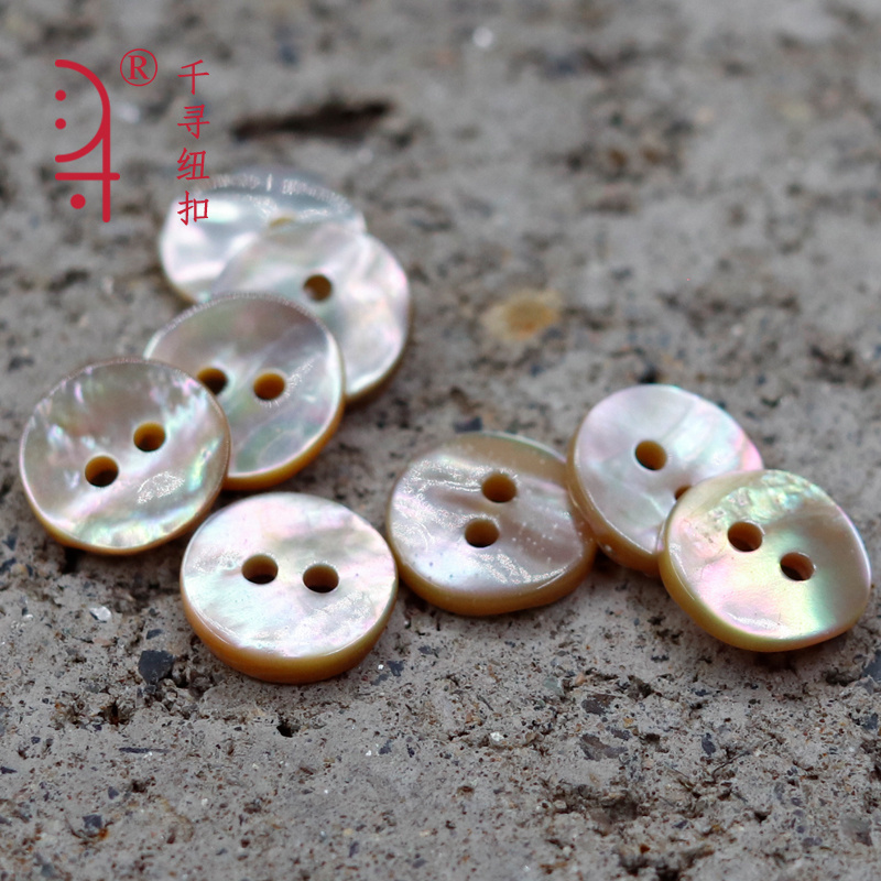 Wholesale customized 4 holes 2 holes natural sea shell buttons Red Abalone Shell shirt buttons