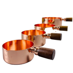 Kitchen Accessories 4Pcs Stainless Steel Rose Gold Measuring Cups with Wooden Handle