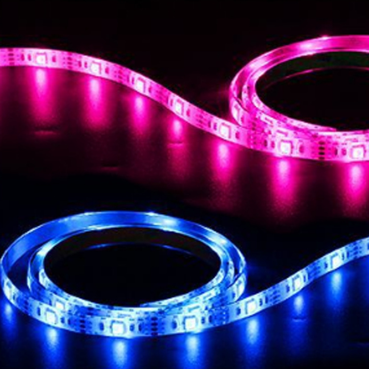 Hot sale 5V SMD 5050 Battery Box RGB  1m 2m Battery Powered LED Strip Light with Remote Control Flexible Led Strip Light