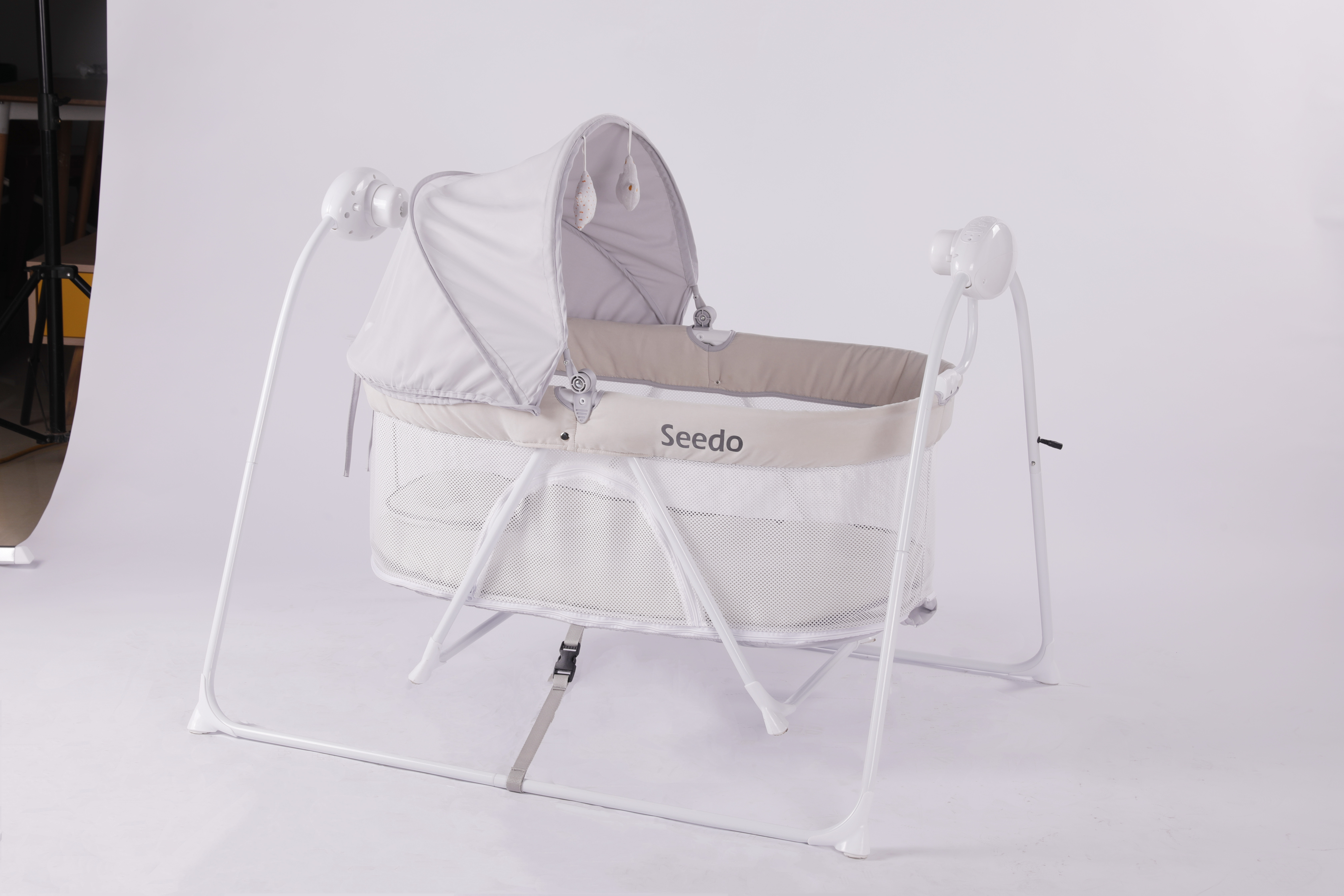 2022 new baby metal crib baby electric cradle multifunctional crib