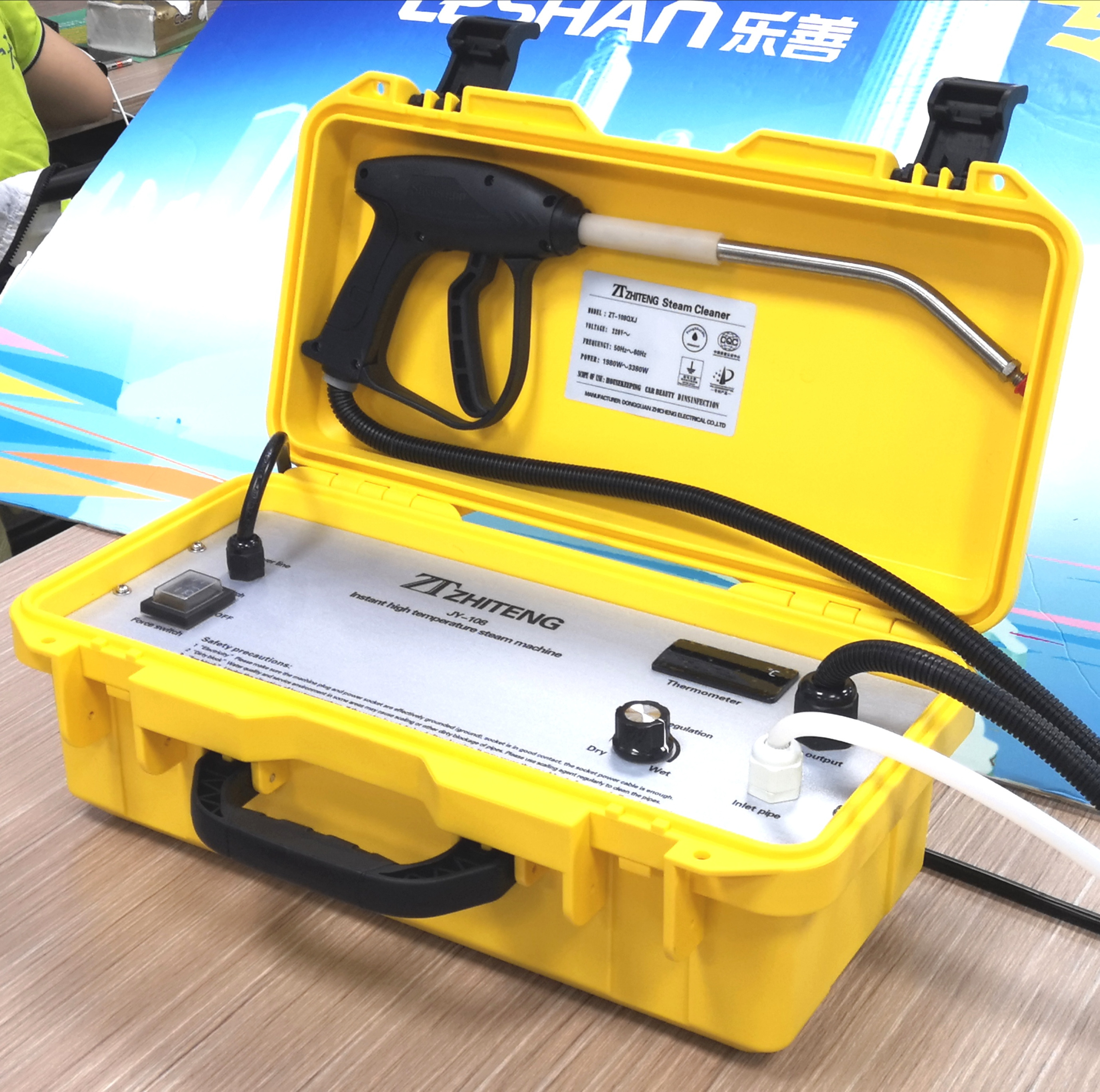 New Multifunction Portable Home Use Car Wash Steam Cleaning Machine High Pressure 3380W Steam Cleaner