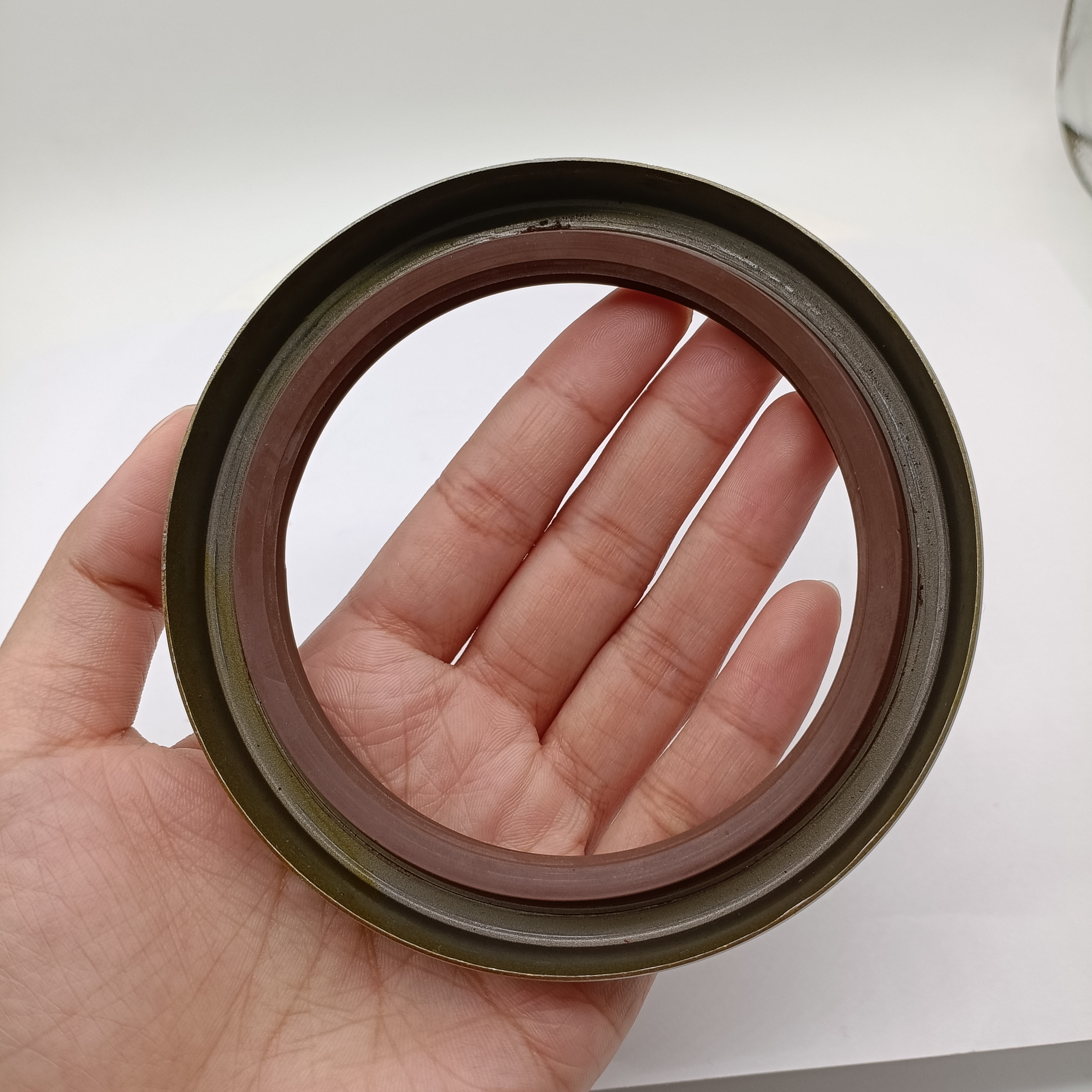 Metal TB FKM Brown Color Rubber Oil Seal