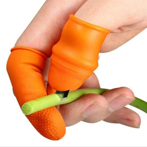 Fruit and Vegetable Picking Potted Plants Trim Pocket Garden Cutting Tools Silicone Harvesting Thumb Finger Knife Cutter Set