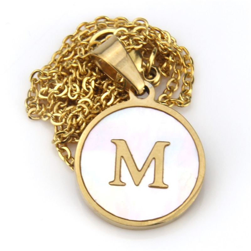 New Stainless Steel Round Shell 26 Letter Pendant Simple Golden English Initials Shell Necklace