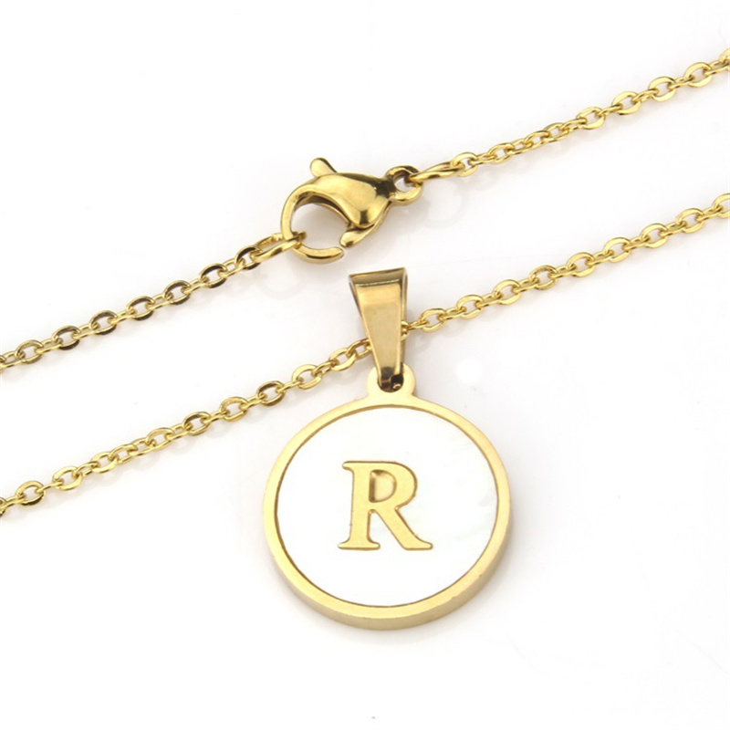 New Stainless Steel Round Shell 26 Letter Pendant Simple Golden English Initials Shell Necklace