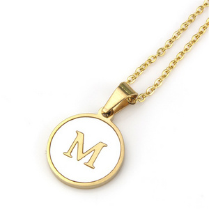 New Stainless Steel Round Shell 26 Letter Pendant Simple Golden English Initials Shell Necklace