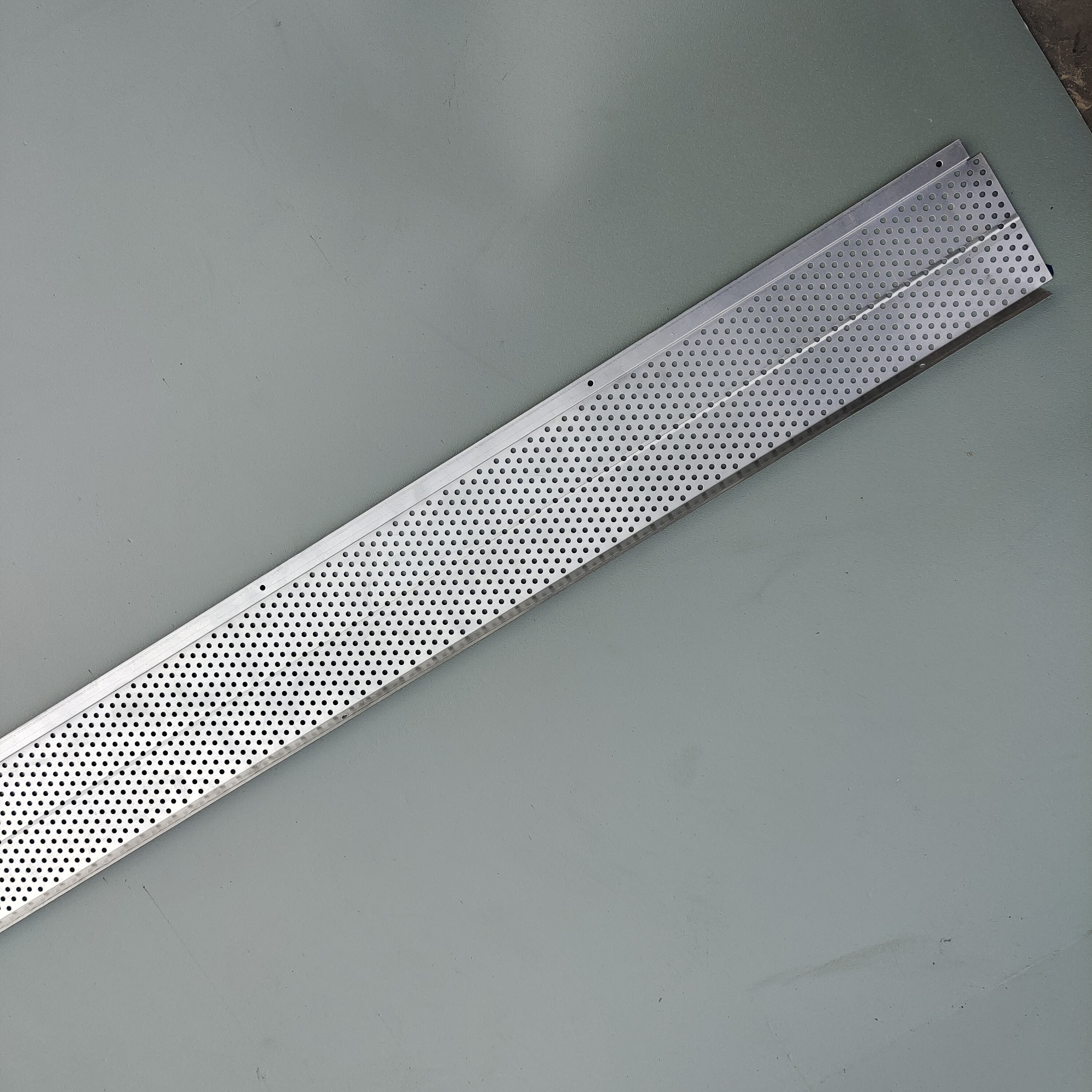 stainless steel wedge wire gutter /gutter guard leaf filter aluminum