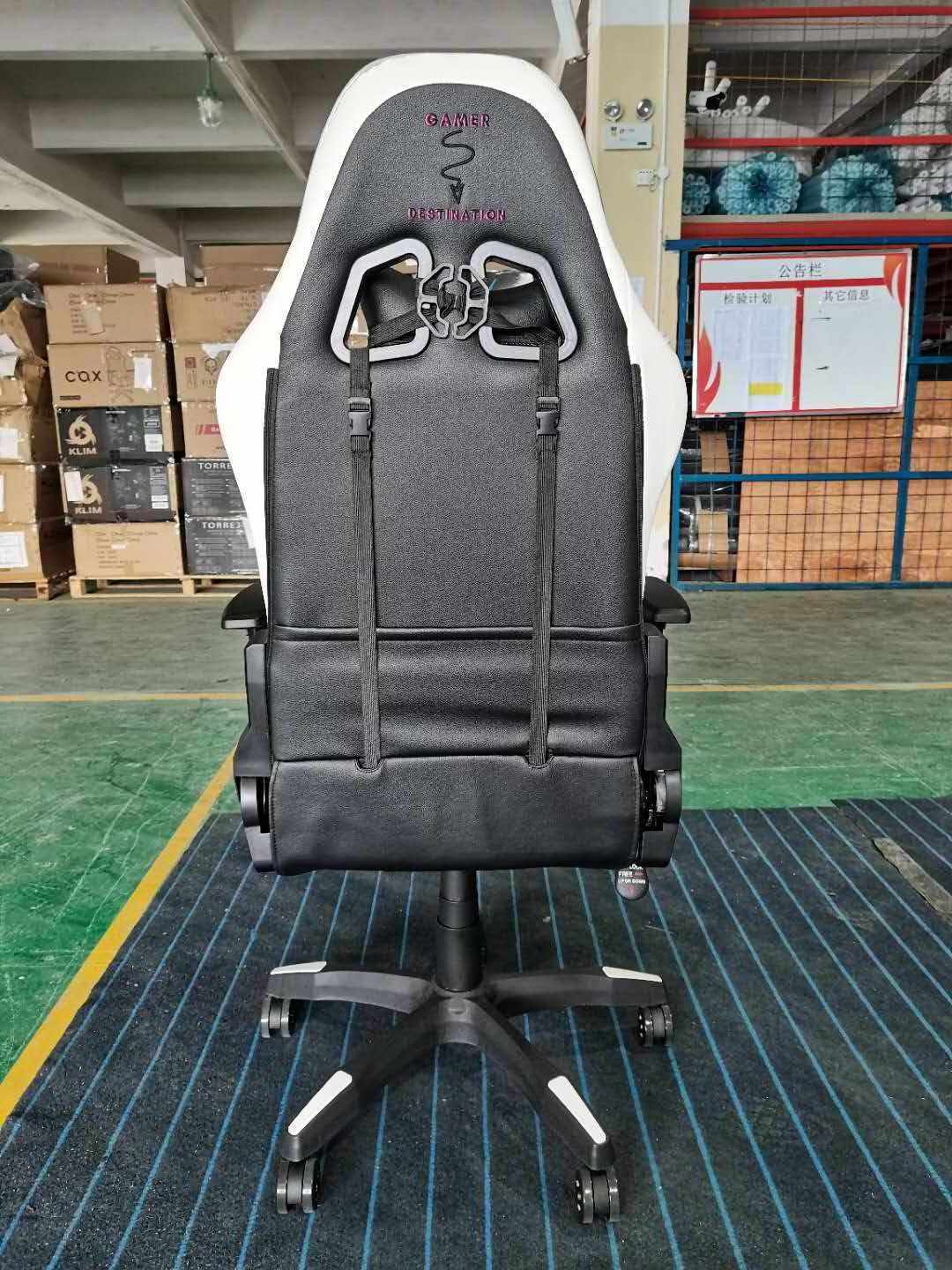 Adjustable Ergonomic Gaming Chair East Seat White And Black Gaming Chair PU Leather Racing Chair