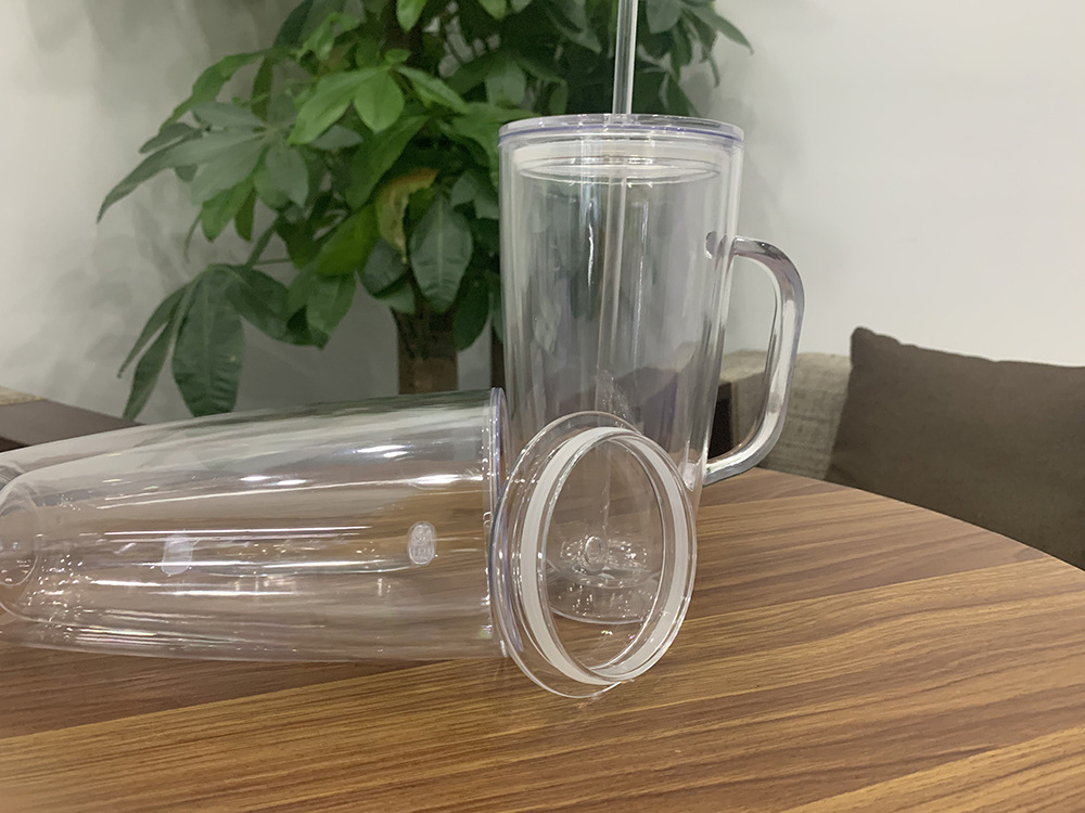 Plastic Reusable Insulated 750ml Drinking Double Wall Clear Glitter Tumbler Acrylic Mug with Handle Lid Straw