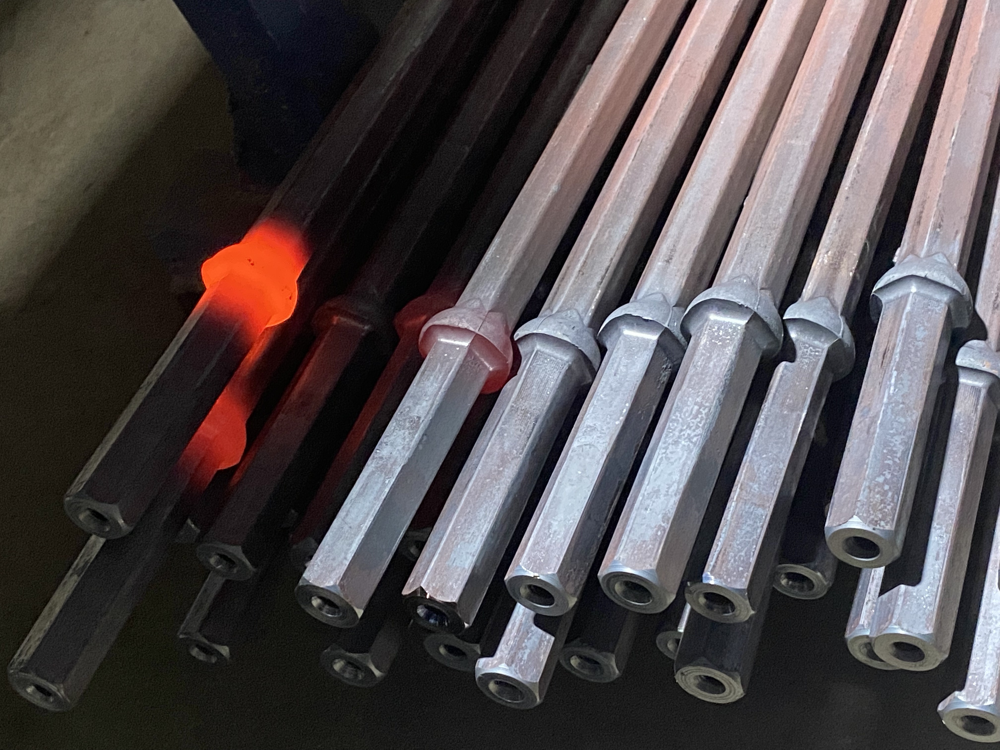 Taper drill pipe for sale mining drill rod manufacturers