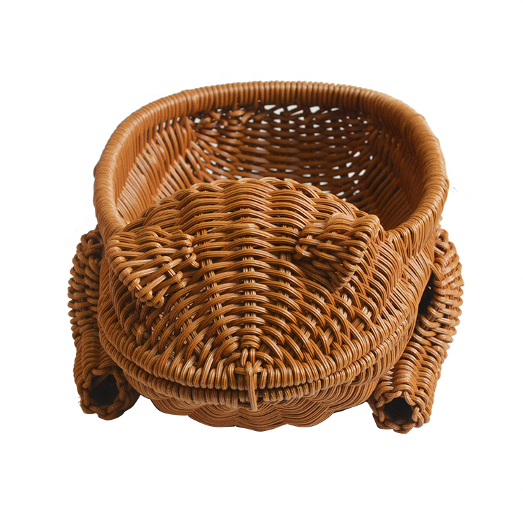 China factory Handmade Rattan Storage Basket Woven Hanging Organizers Frog Shape Plastic Dessert Fruit Vegetable Picnic Baskets