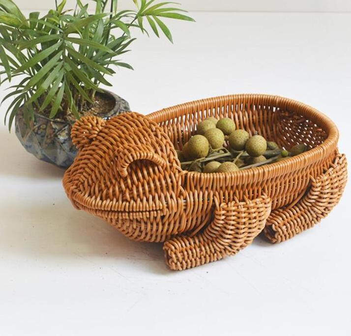 China factory Handmade Rattan Storage Basket Woven Hanging Organizers Frog Shape Plastic Dessert Fruit Vegetable Picnic Baskets