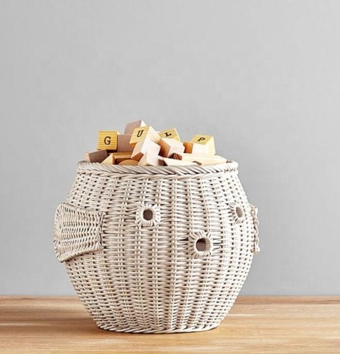 Hand Woven Rattan Storage Basket Cute Fish Shaped Basket With Lid Perfect For Kids Toys And Decoration