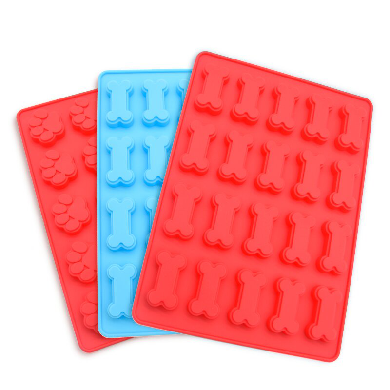 Factory Price Cheap Wholesale BPA Free Silicone Dog Treat Molds Heat Resistant Non-stick Flexible Dog Bone and Paw Baking Pans