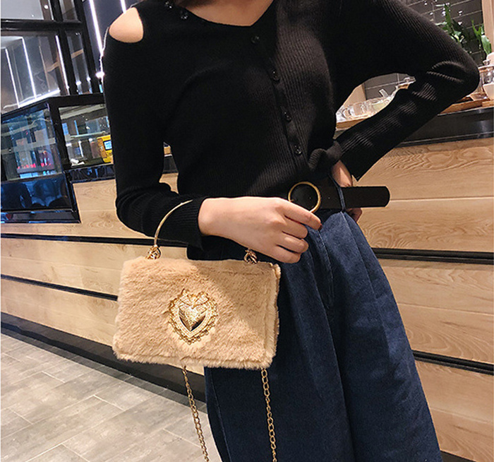 Fresh Style Girls Korean Style Pink Velvet Bag with Metal Pattern Design Golden Chain PU Leather Mini Messenger Bag