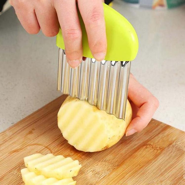 Crinkle Cutter, French Fry Slicer Potato Carrot Vegetable Fruit Salad Crinkle Cutting Knife