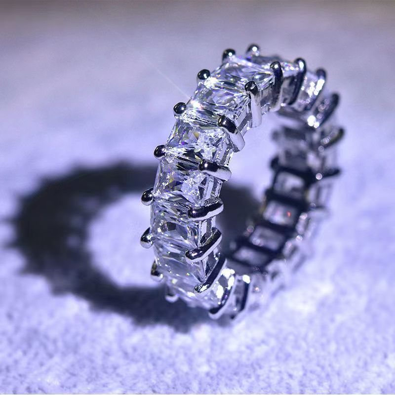 Wheel ring electroplating inlaid zircon diamond ring