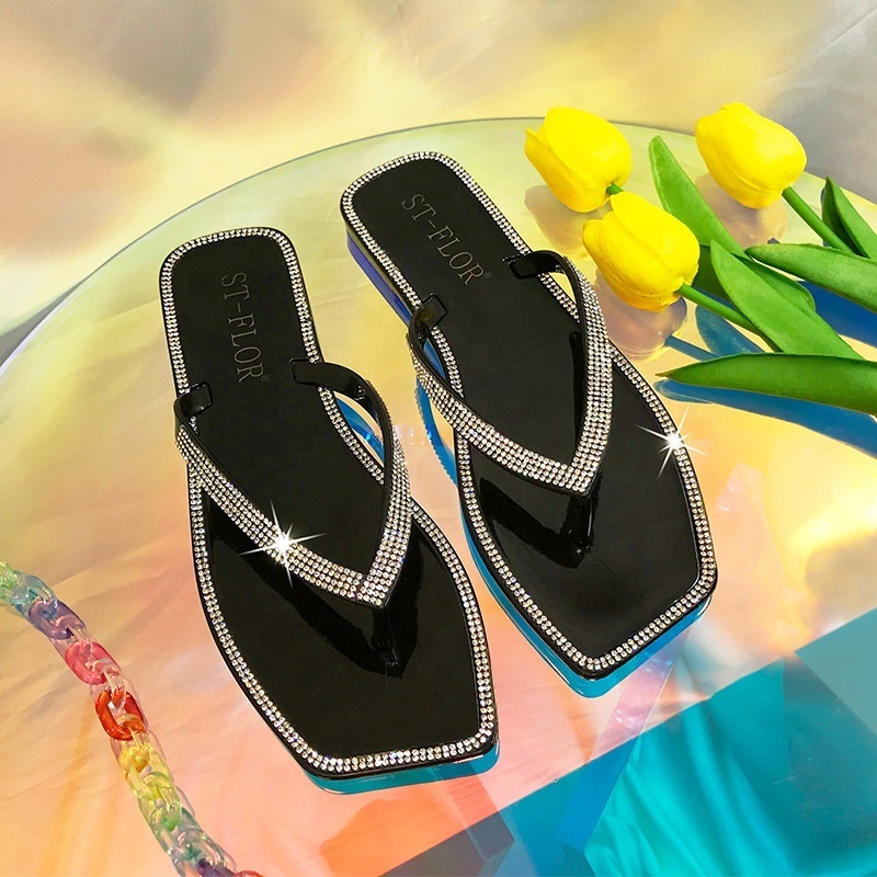 Wholesale fashion design rhinestone sandals accessories ladies flat slippers girls summer woman shoes