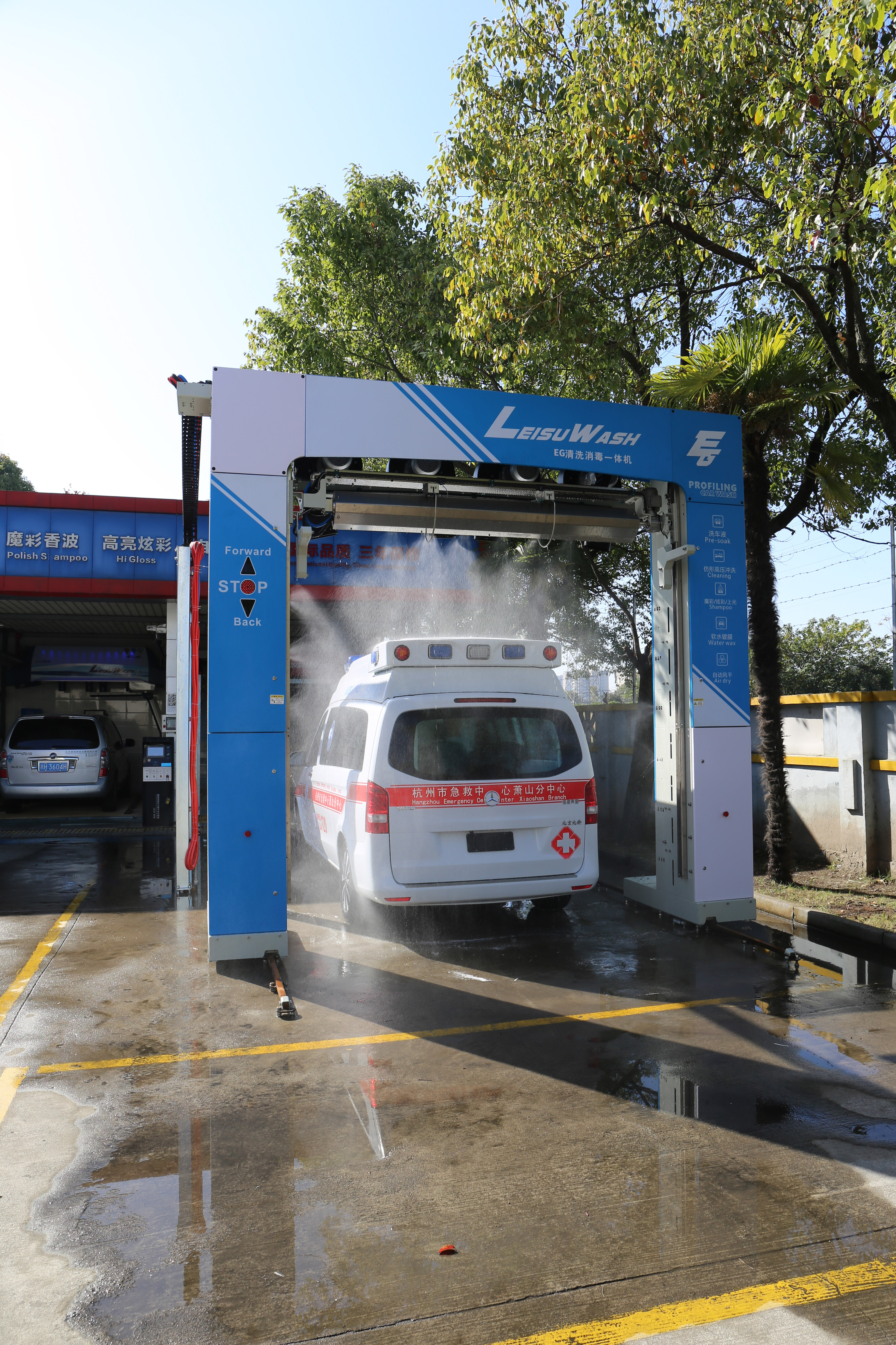 leisuwash EG touchless car wash machine high performance best quality car wash for ambulance and garbage truck