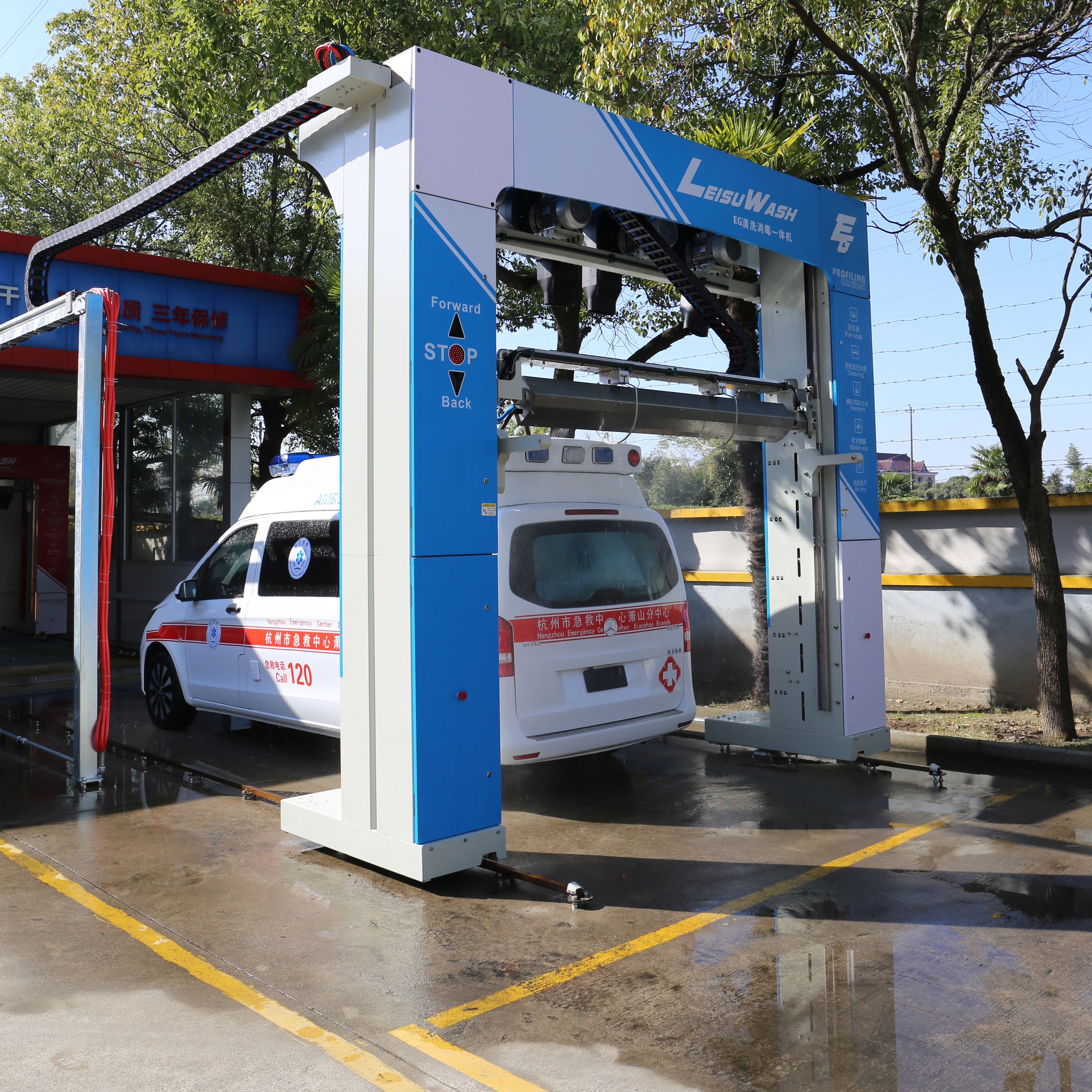 leisuwash EG touchless car wash machine high performance best quality car wash for ambulance and garbage truck