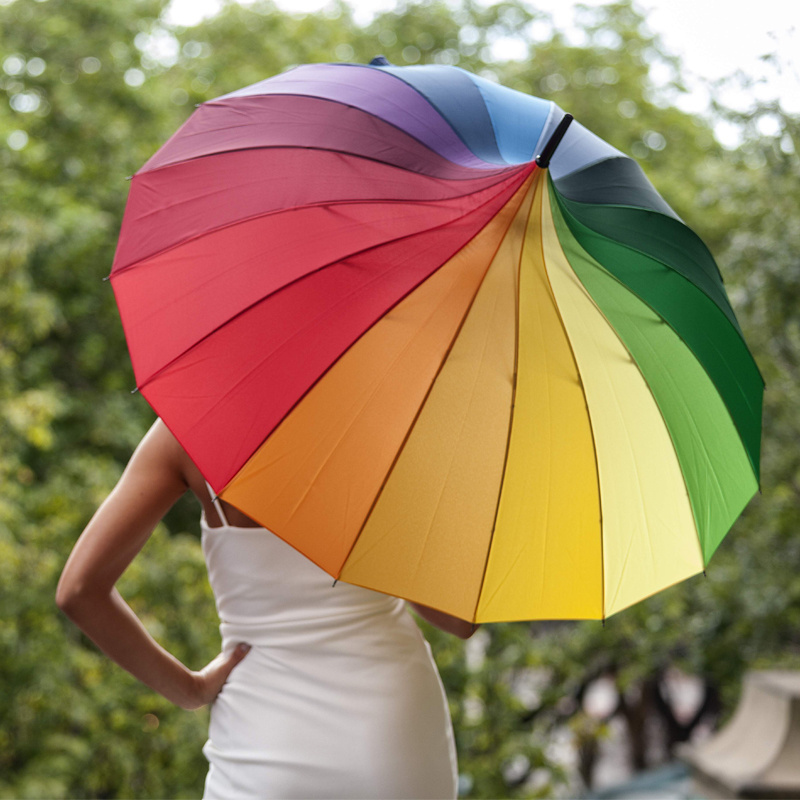 Beautiful 22inch umbrella with 16 panels rainbow pongee fabric