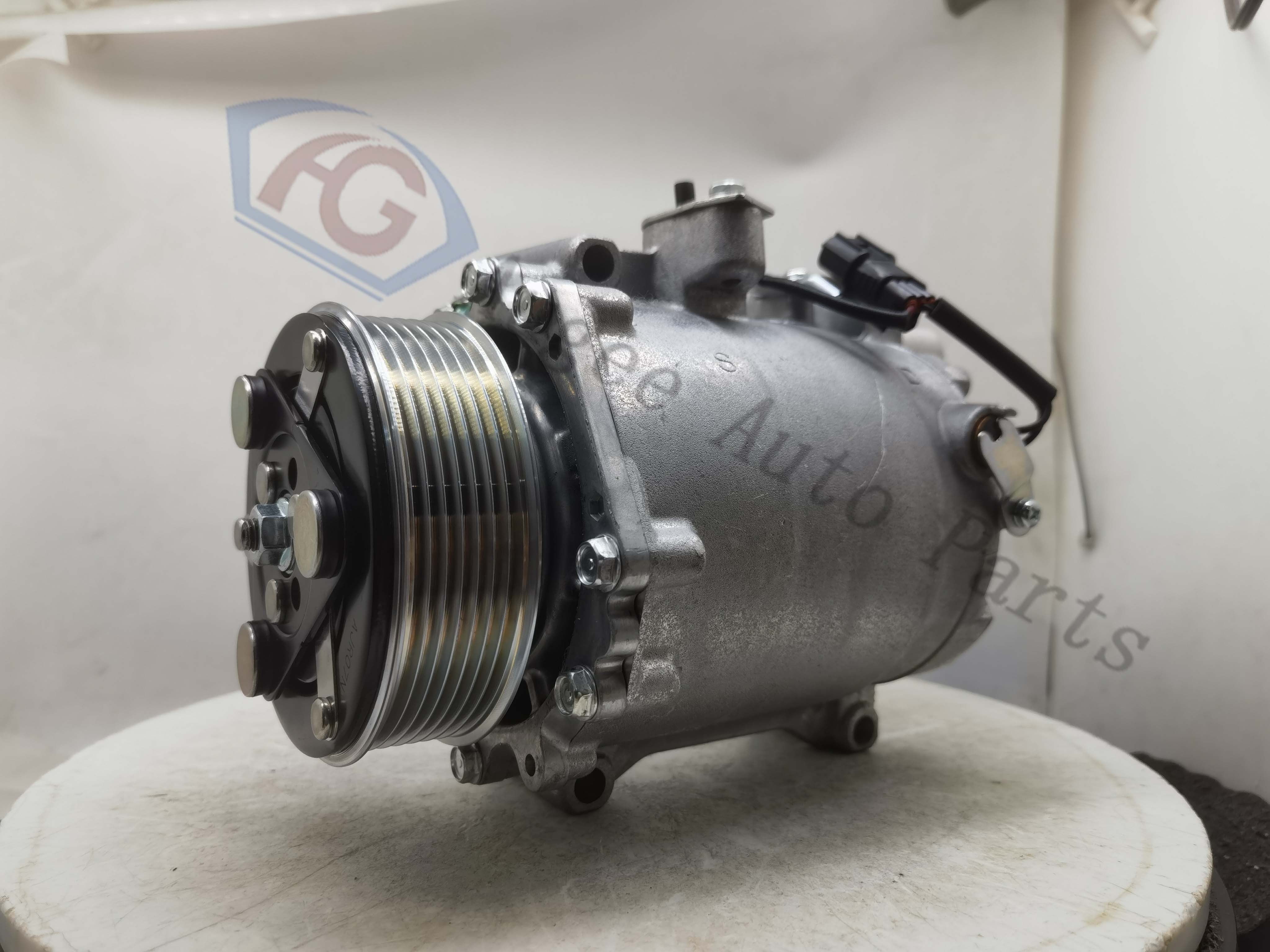 Automobile AC compressor air conditioning compressor 3880RL6-G020 38810RWCA03/CO4920AC suitable for Honda-CRV