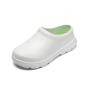 Wholesale Lightweight 5CM Sole Anti-Oil Anti-Rain Work Protection Safety Cook Kitchen Chef Clogs Shoes