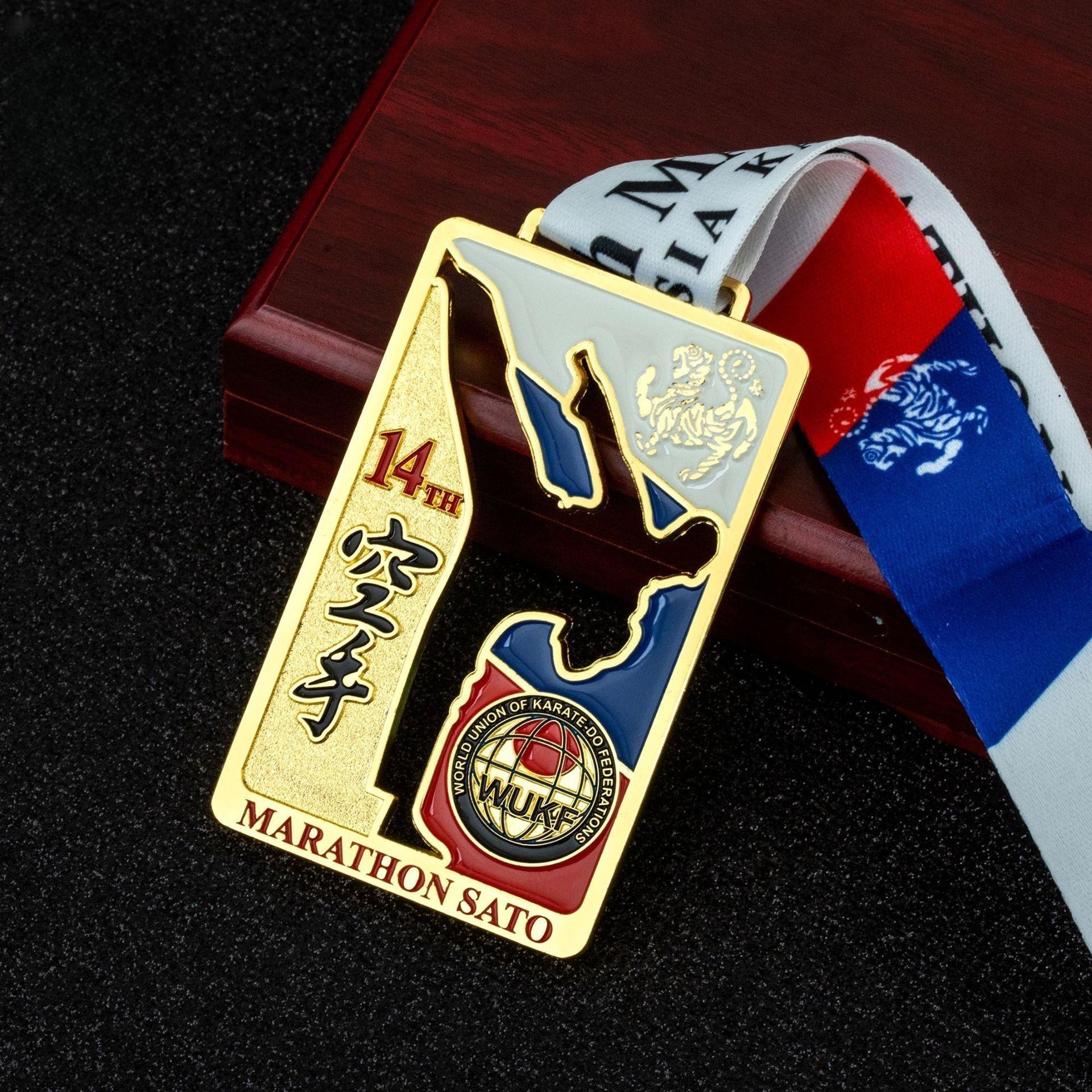 Manufacturers supply metal competition gold, silver and copper medals hollow school sports medals taekwondo marathon medals