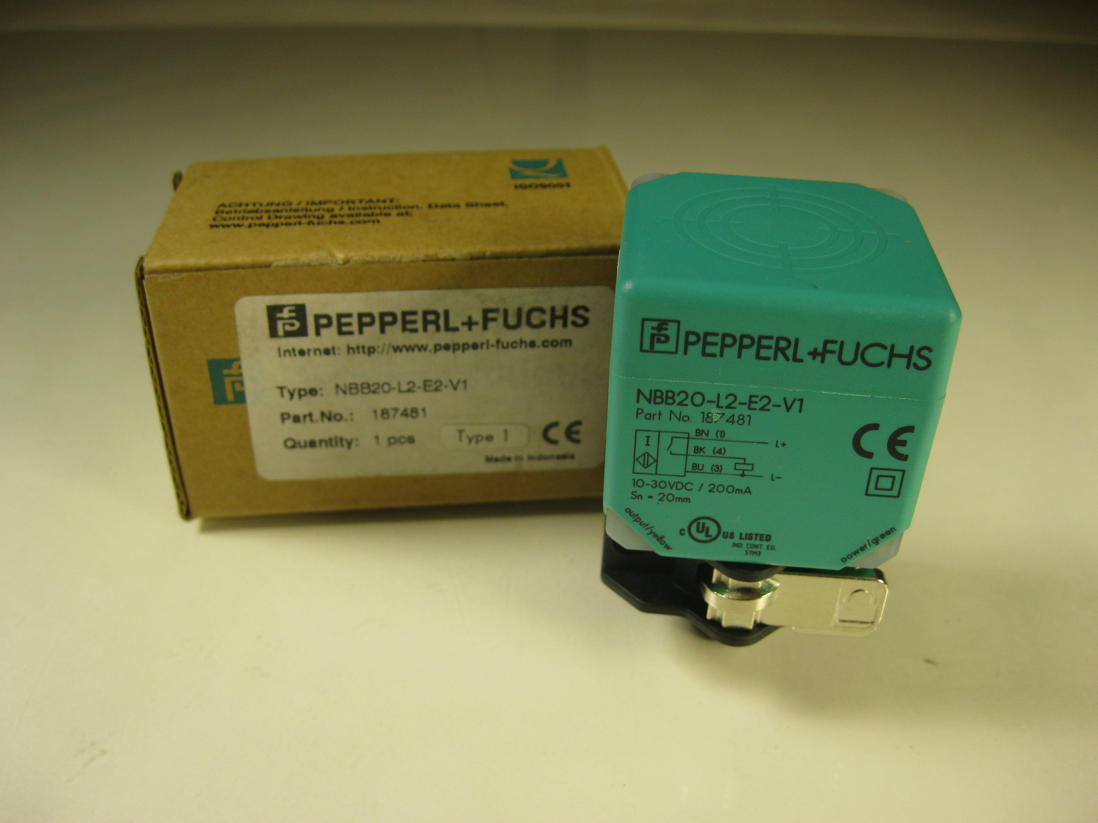 YB-Pepperl+Fuchs  NBB20 sensor