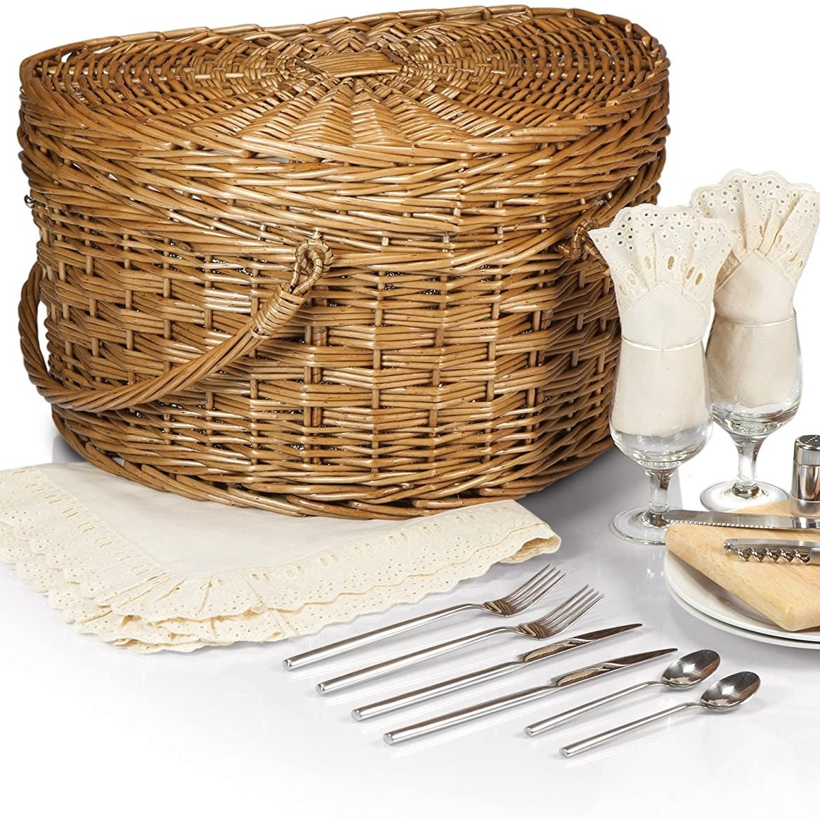 New Design Heart Shaped High Quality Handmade Natural Rattan Wicker Set Picnic Basket