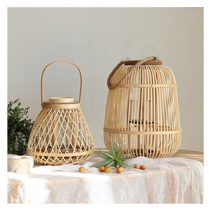 Hot selling home decoration technology Natural retro rural style Hand made rattan storm lantern Bamboo candle lantern