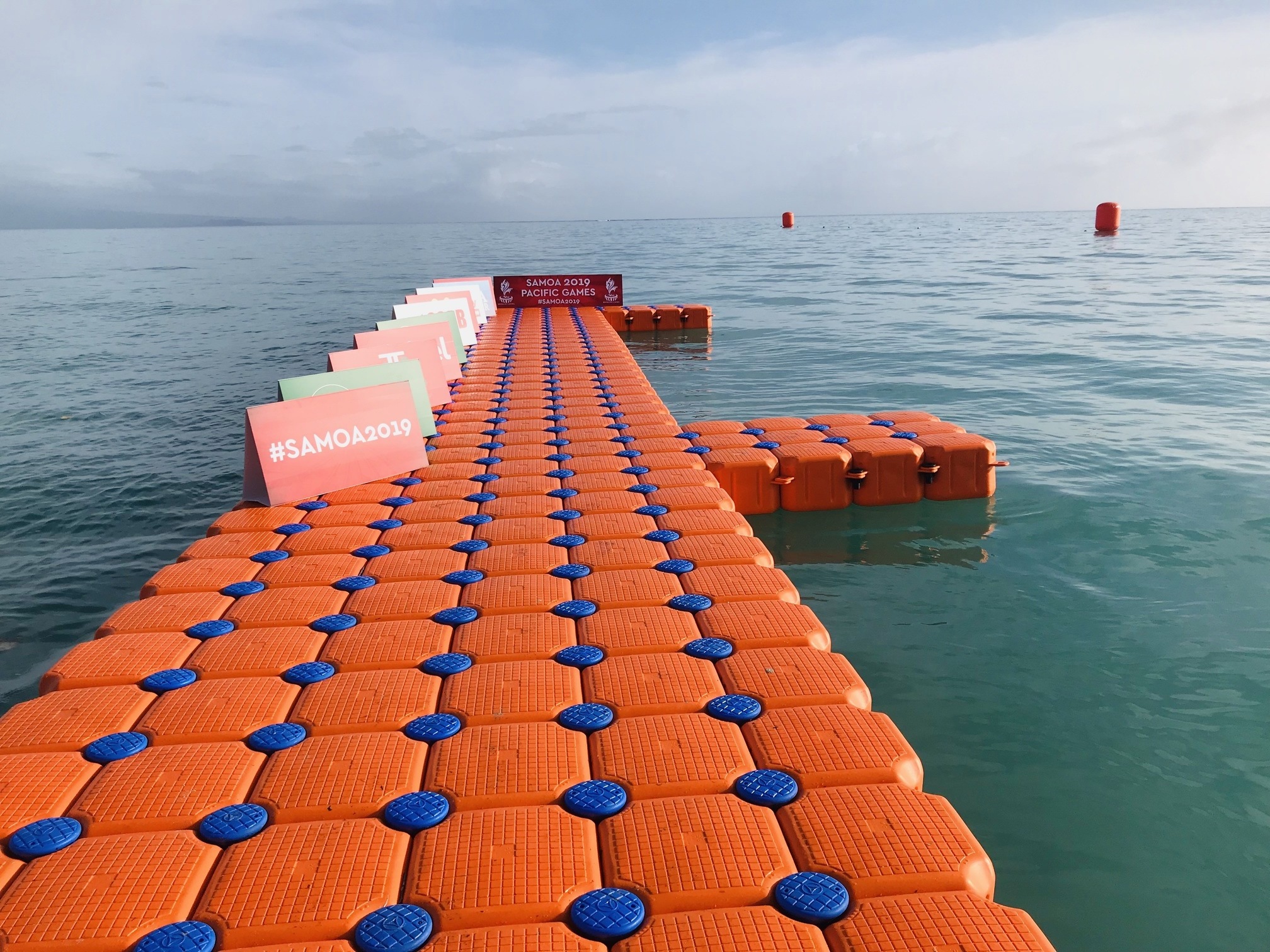 Wholesale Floating Dock Ramp Roller Blocks for Boat Docks & fishing platform.