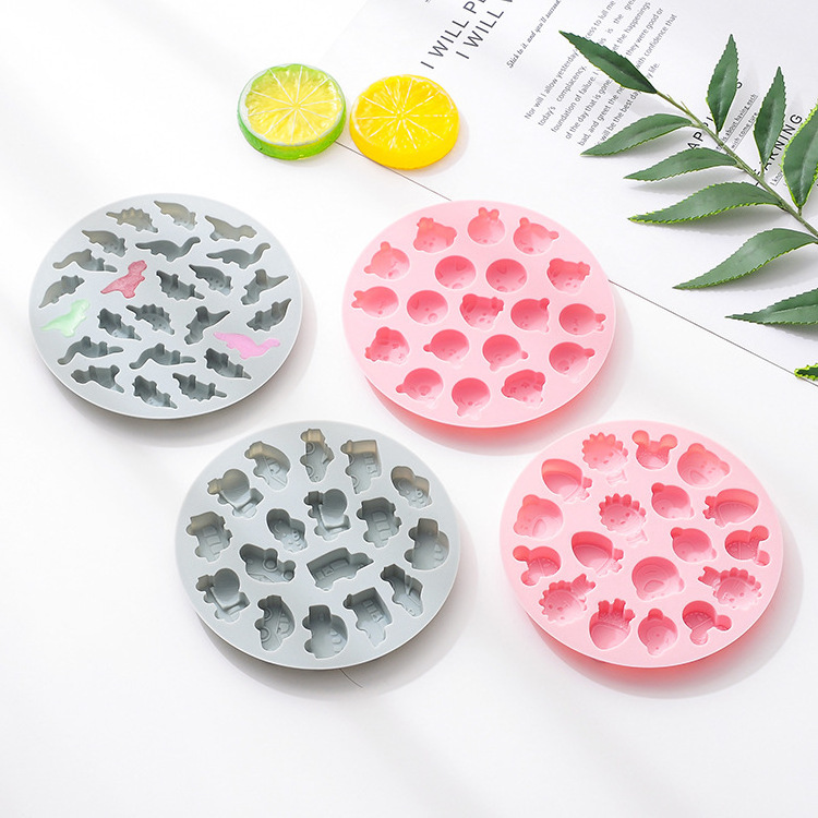 Modern minimalist Cartoon Steamable Silicone Mold High Temperature Resistant Easy Release Soft Candy Biscuit Making Mold for kid