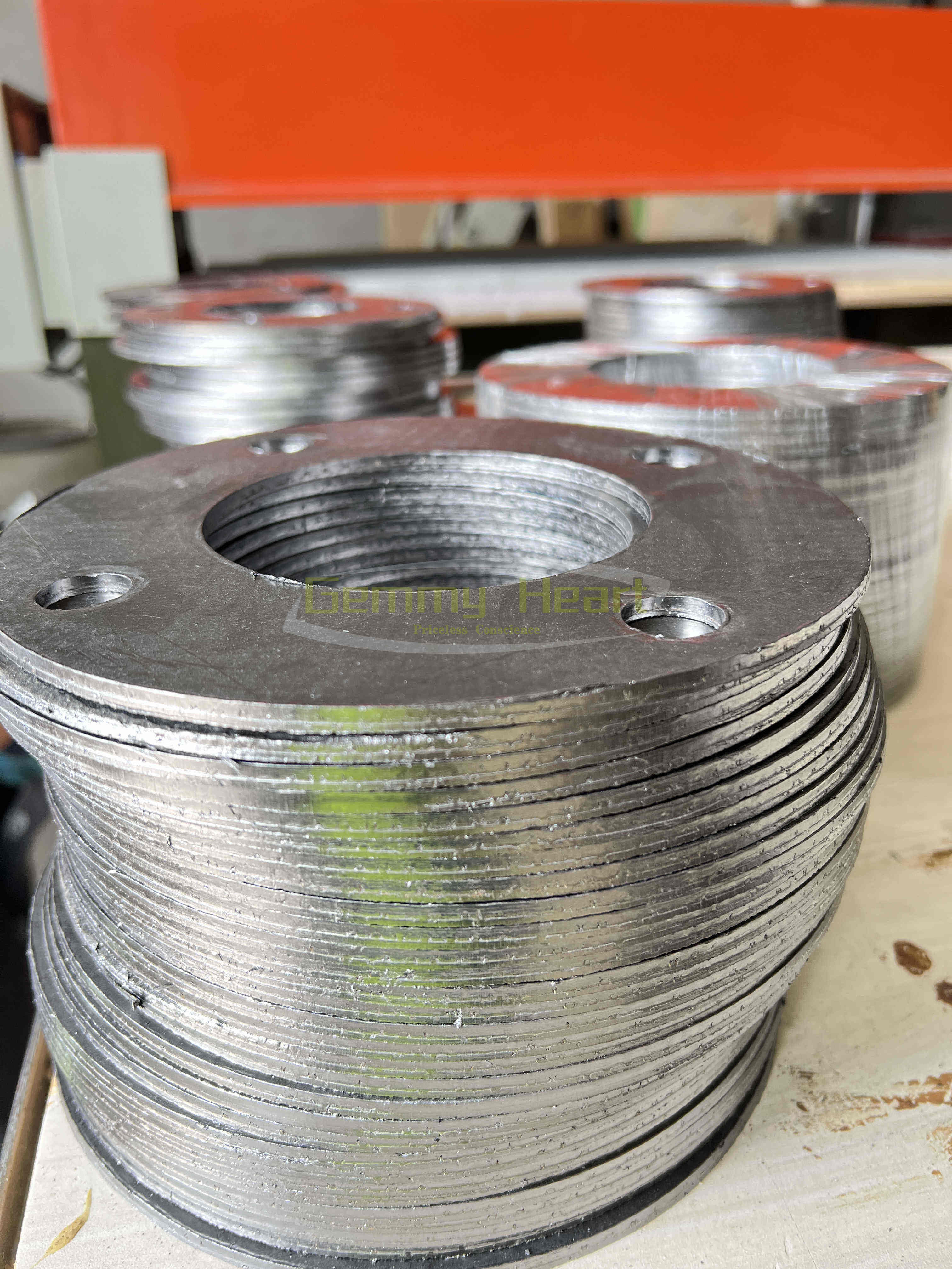 Chinese supplier low-cost graphite exhaust joint gasket metal spiral wound gasket