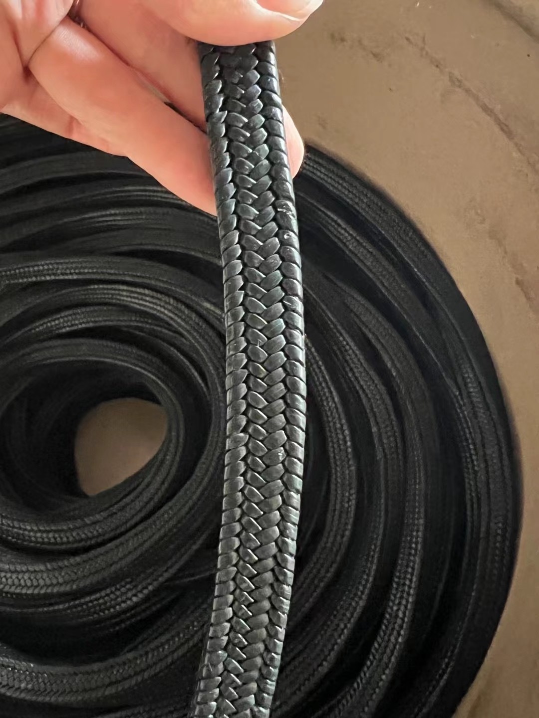 ptfe graphite yarn gland packing black graphitized PTFE square seal rope strip for Pump valve stem