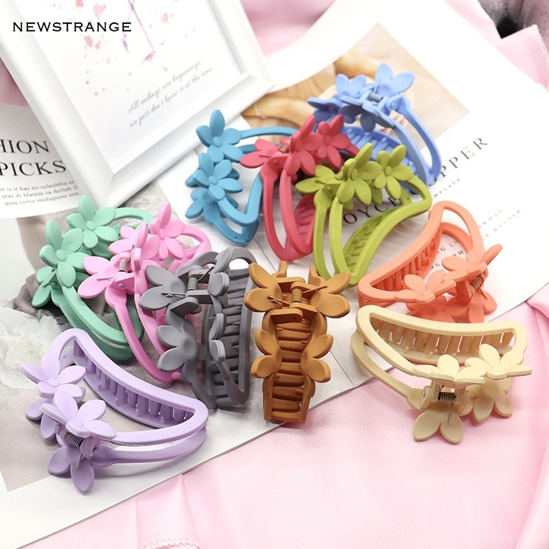 New Design Hair Claws 9cm Large Matte Acrylic Plastic Elegant Flower Hair Claw Clip Hair Jaw Clip For Women